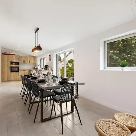 La Maison De Lecume Renovated Family House With Garden Agde