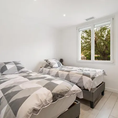 La Maison De Lecume Renovated Family House With Garden Semesterbostad Agde