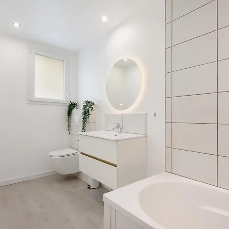 La Maison De Lecume Renovated Family House With Garden
