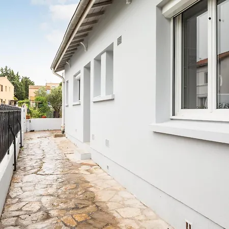 La Maison De Lecume Renovated Family House With Garden Semesterbostad